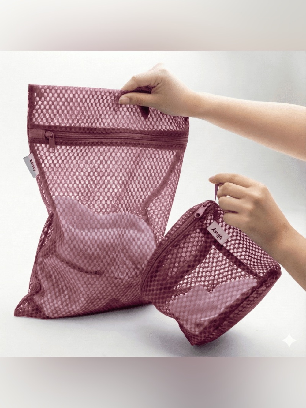 Blissy Set of 3 Mesh Delicate Wash Bags Garment Storage & Laundry Bags